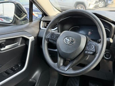 2025 Toyota RAV4 XLE AWD