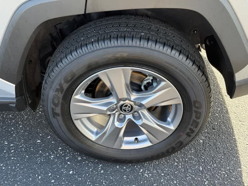 2025 Toyota RAV4 XLE AWD