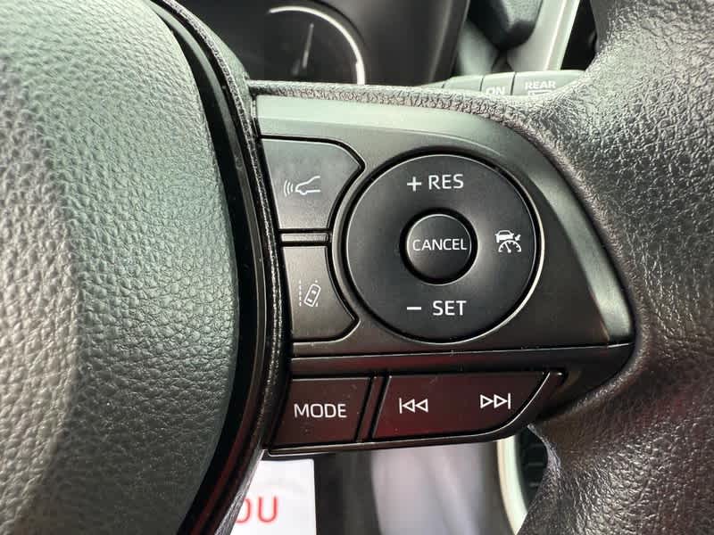 2025 Toyota RAV4 XLE AWD