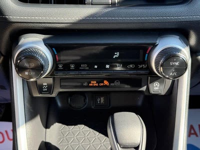 2025 Toyota RAV4 XLE AWD