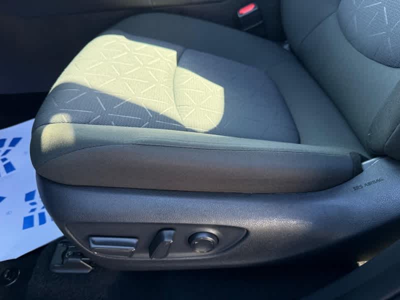 2025 Toyota RAV4 XLE AWD