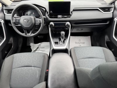 2025 Toyota RAV4 XLE AWD