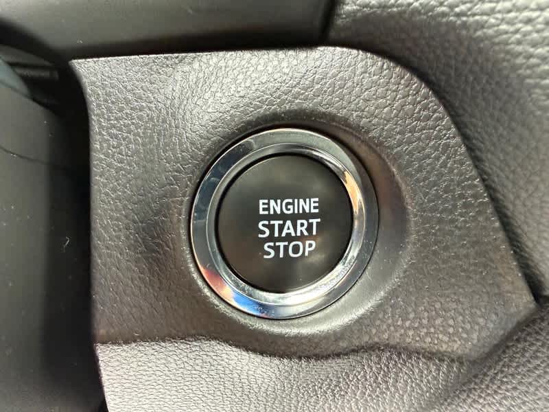 2025 Toyota RAV4 XLE AWD