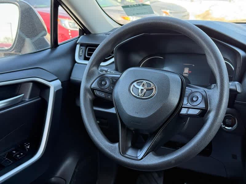 2025 Toyota RAV4 XLE AWD
