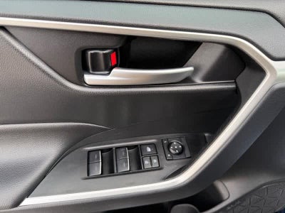 2025 Toyota RAV4 XLE AWD