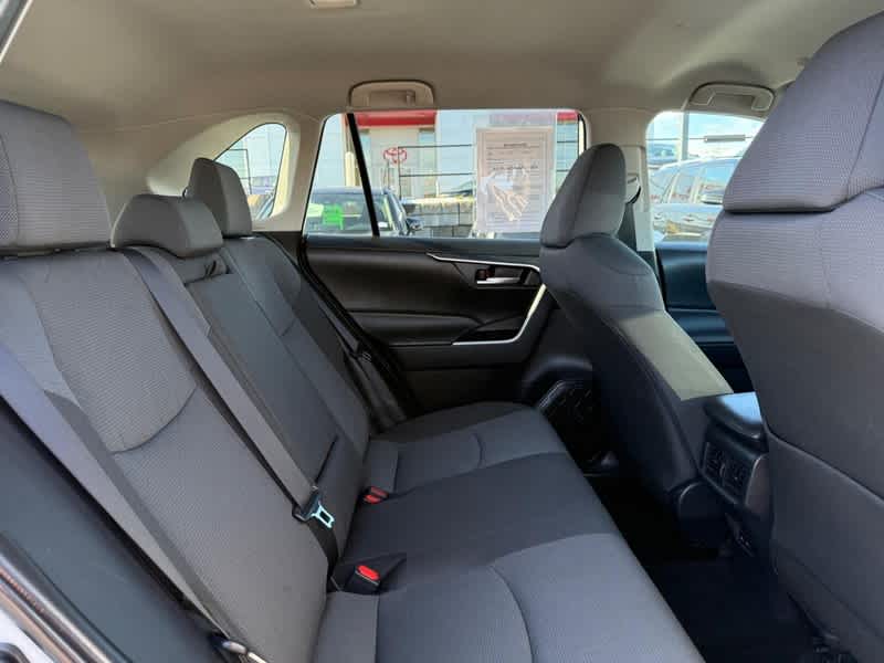 2025 Toyota RAV4 XLE AWD