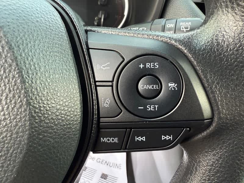 2025 Toyota RAV4 XLE AWD