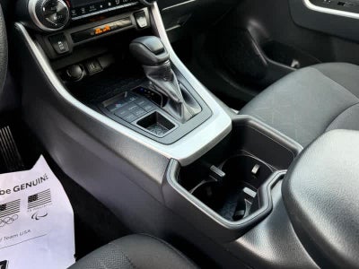 2025 Toyota RAV4 XLE AWD