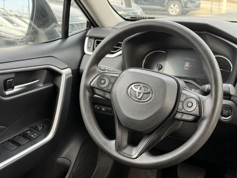2025 Toyota RAV4 XLE AWD