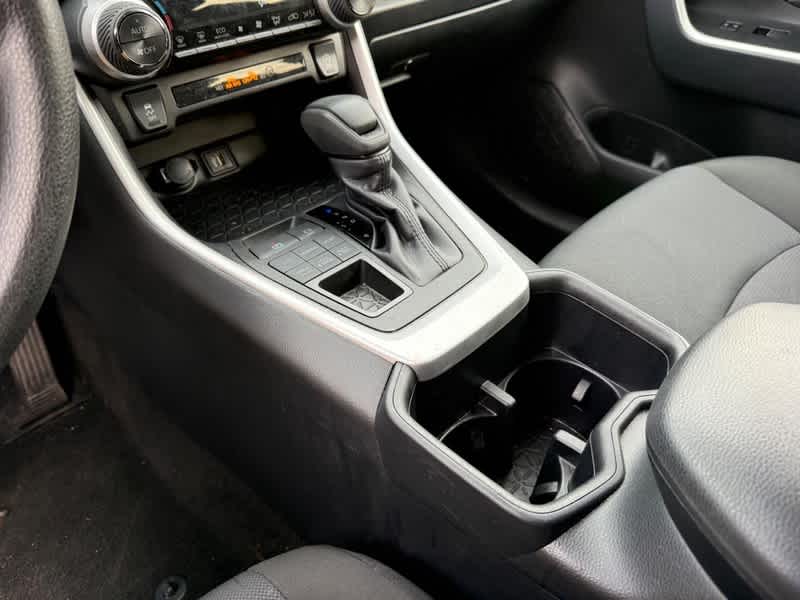 2025 Toyota RAV4 XLE AWD