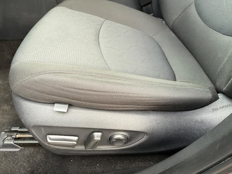 2025 Toyota RAV4 XLE AWD