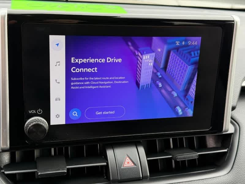 2025 Toyota RAV4 XLE AWD