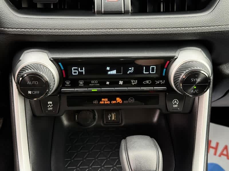 2025 Toyota RAV4 XLE AWD