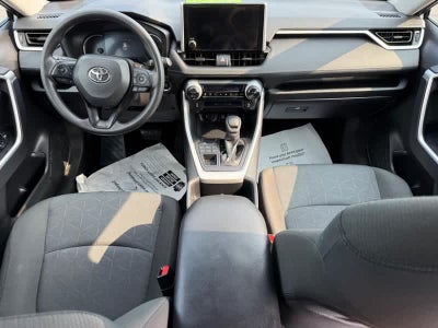 2025 Toyota RAV4 XLE AWD