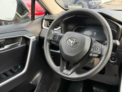 2025 Toyota RAV4 XLE AWD