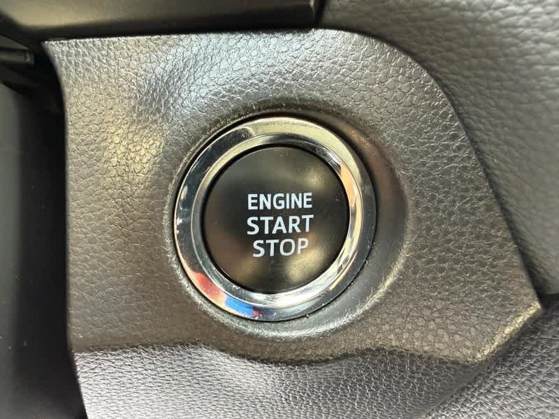 2025 Toyota RAV4 XLE AWD