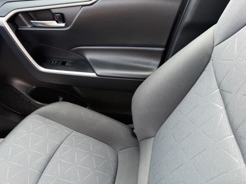 2025 Toyota RAV4 XLE AWD