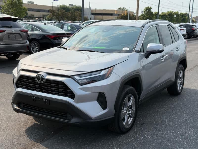 2025 Toyota RAV4 XLE AWD