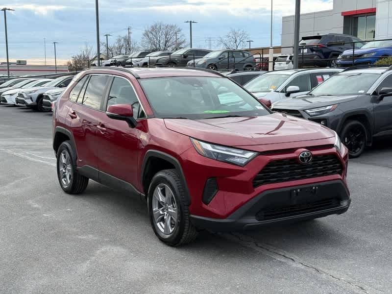 2025 Toyota RAV4 Hybrid XLE AWD