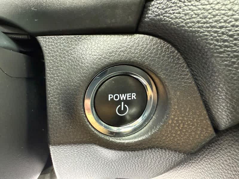 2025 Toyota RAV4 Hybrid XLE AWD