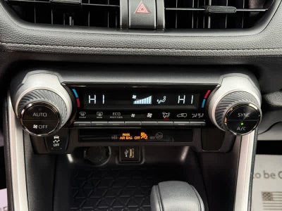 2025 Toyota RAV4 Hybrid XLE AWD