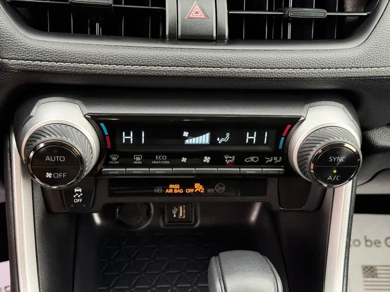 2025 Toyota RAV4 Hybrid XLE AWD