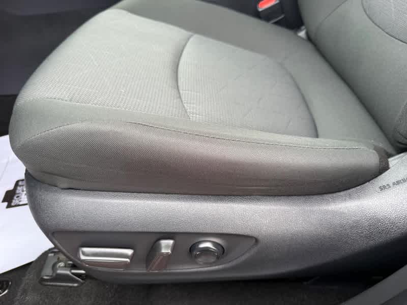 2025 Toyota RAV4 Hybrid XLE AWD