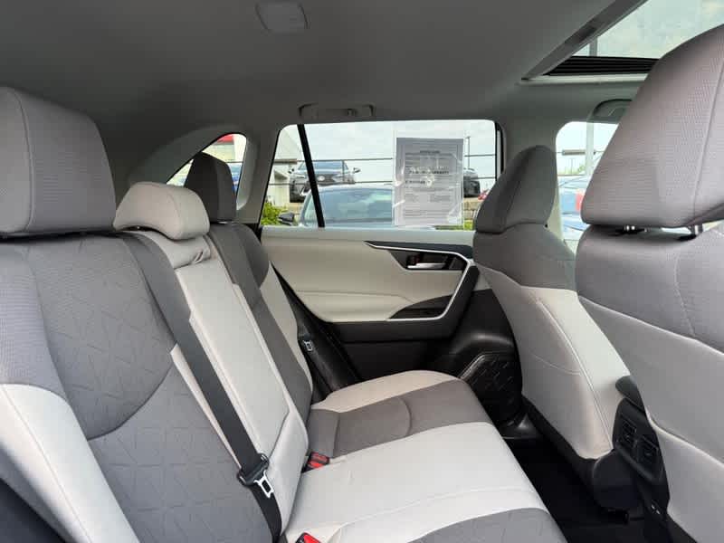 2025 Toyota RAV4 Hybrid XLE AWD