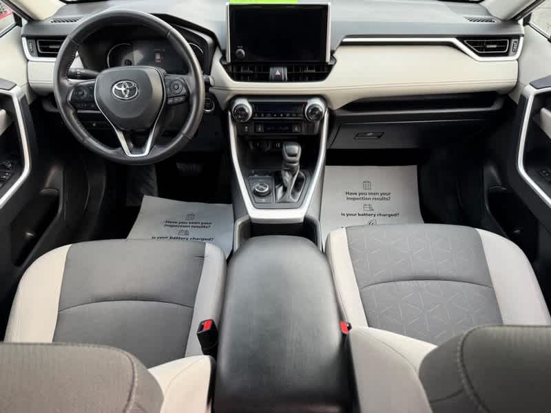 2025 Toyota RAV4 Hybrid XLE AWD