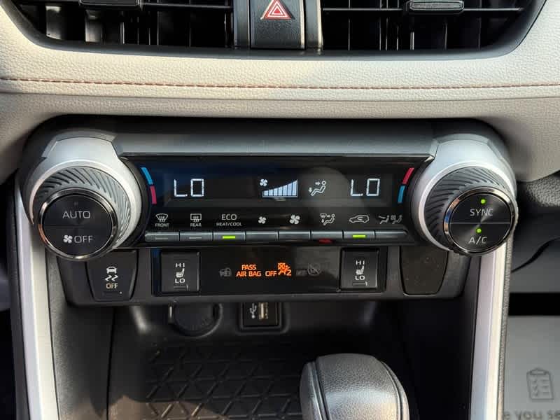 2025 Toyota RAV4 Hybrid XLE AWD
