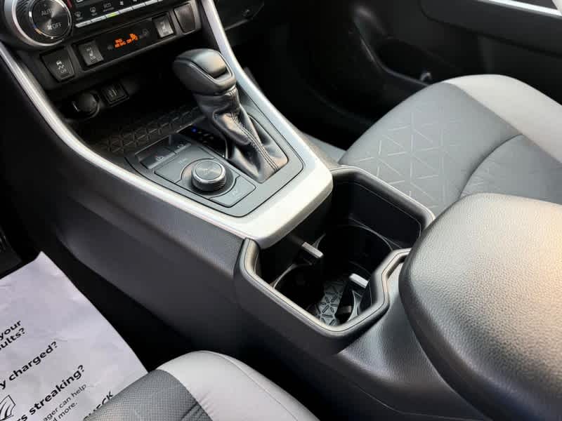 2025 Toyota RAV4 Hybrid XLE AWD