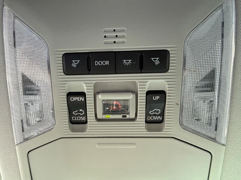 2025 Toyota RAV4 Hybrid XLE AWD