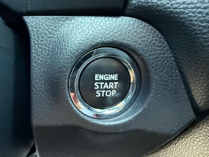 2024 Toyota RAV4 XLE FWD