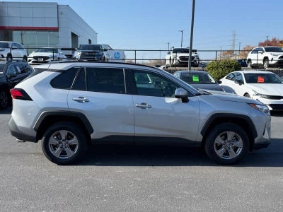 2024 Toyota RAV4 XLE FWD