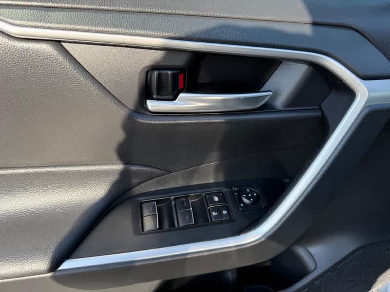 2024 Toyota RAV4 XLE FWD