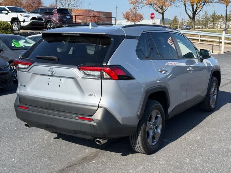 2024 Toyota RAV4 XLE FWD