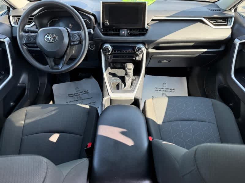 2025 Toyota RAV4 XLE FWD