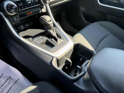 2025 Toyota RAV4 XLE FWD