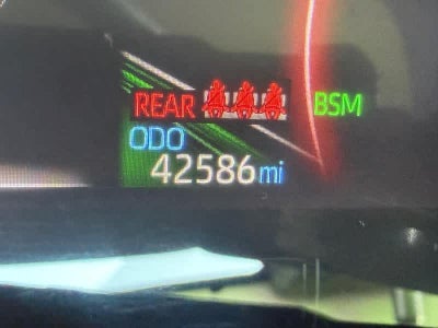 2025 Toyota RAV4 XLE FWD