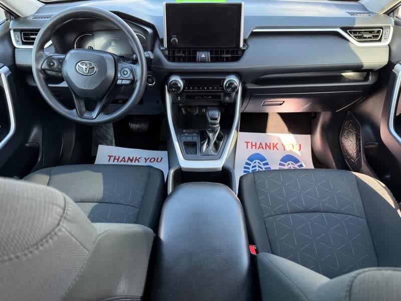 2024 Toyota RAV4 XLE FWD