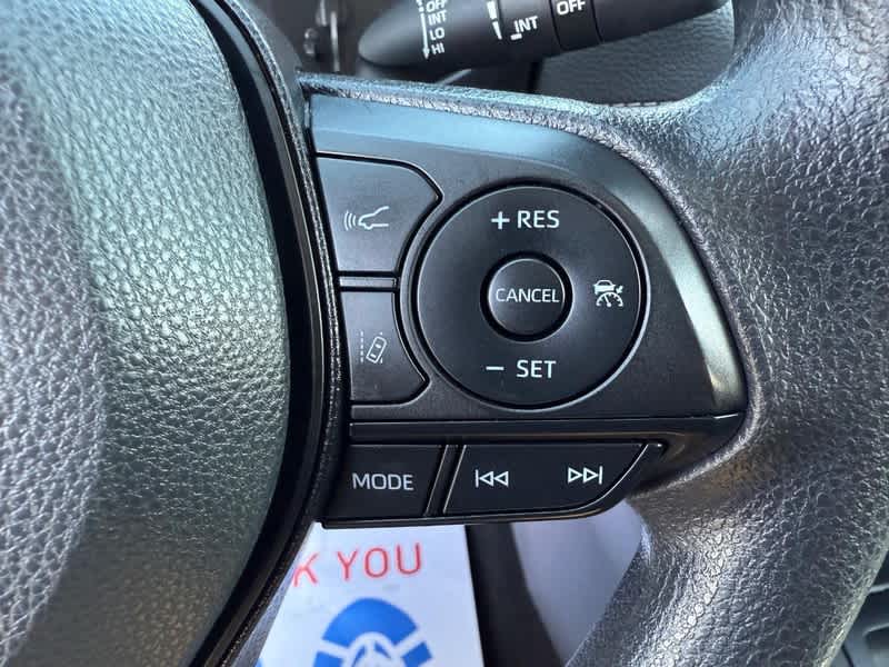 2024 Toyota RAV4 XLE FWD