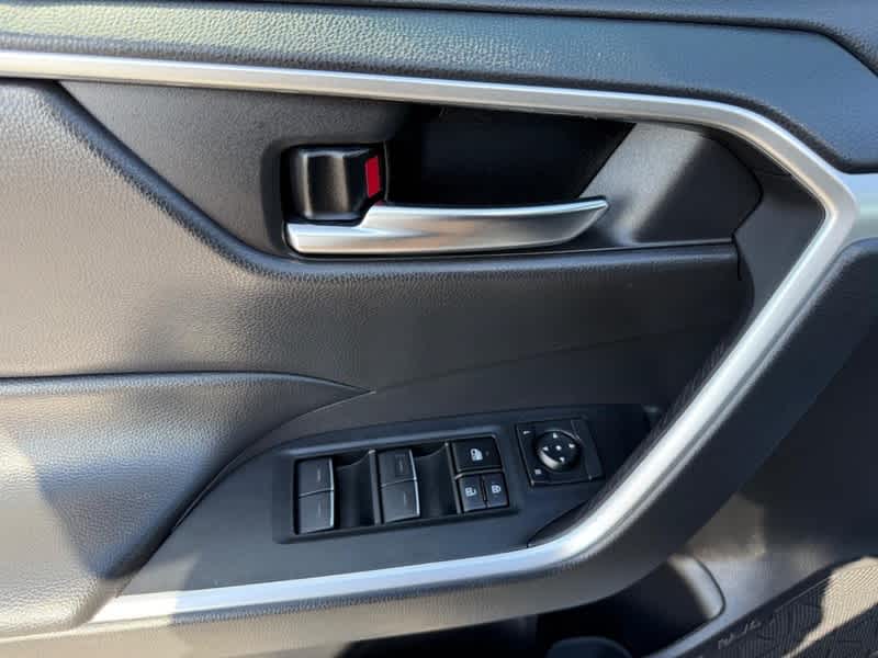 2024 Toyota RAV4 XLE FWD