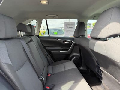2025 Toyota RAV4 XLE FWD