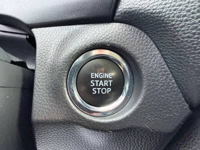 2025 Toyota RAV4 XLE FWD