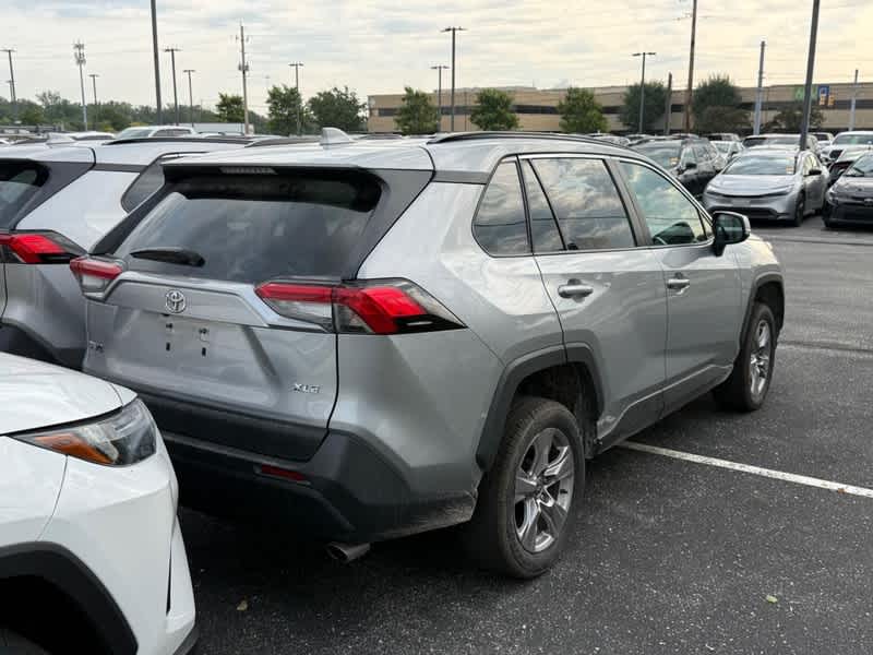 2025 Toyota RAV4 XLE FWD