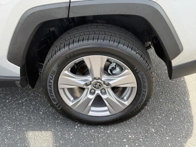 2025 Toyota RAV4 XLE FWD