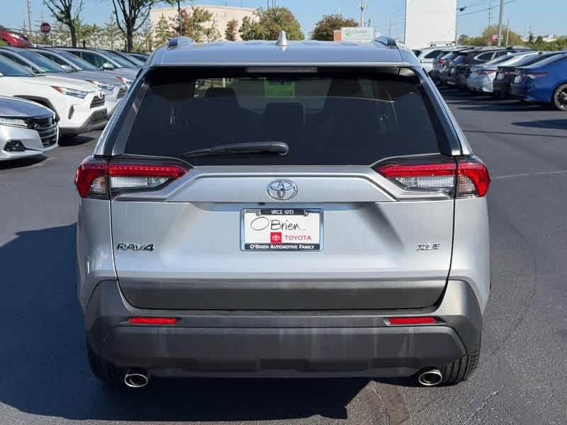 2025 Toyota RAV4 XLE FWD