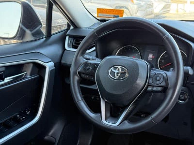 2020 Toyota RAV4 XLE FWD