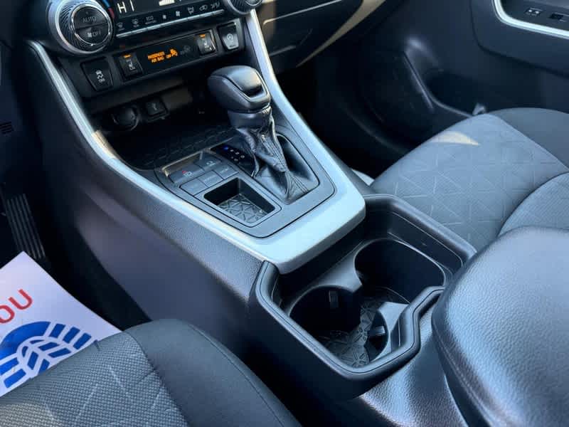 2020 Toyota RAV4 XLE FWD