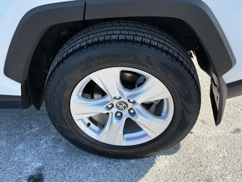 2020 Toyota RAV4 XLE FWD